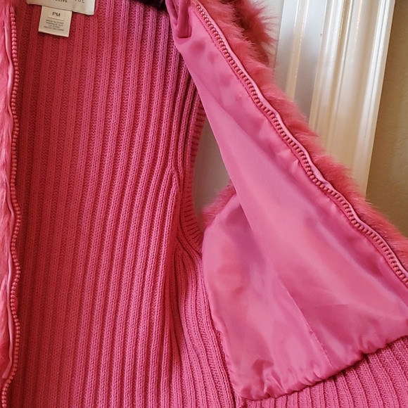 Susan Bristol Petite Pink faux fur sweater vest - Picture 6 of 8